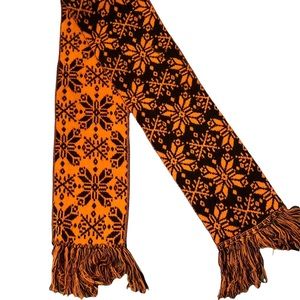 Vintage F.W. Woolworth Co., New York, NY Scarf